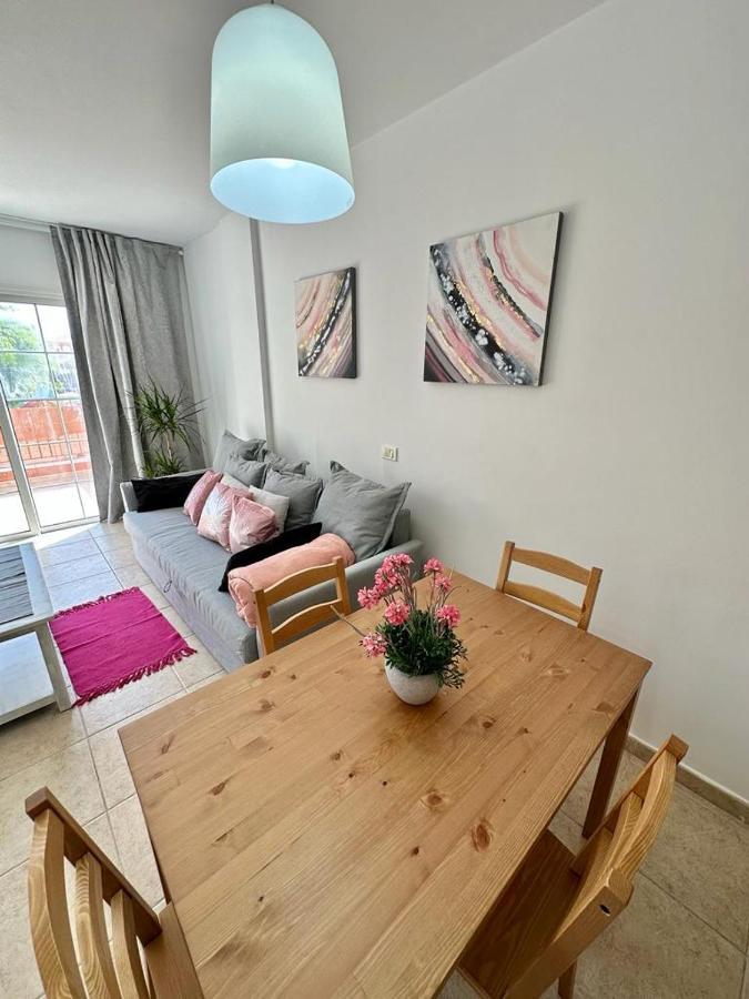 Sunny Apartment & Heated Pool Los Cristianos  Eksteriør billede